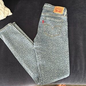 Levi’s skinny jeans